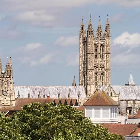 The Most Central Apartment In Canterbury Stunning Interiors, Fully Equipped, City Views And Free Wifi! Екстериор снимка